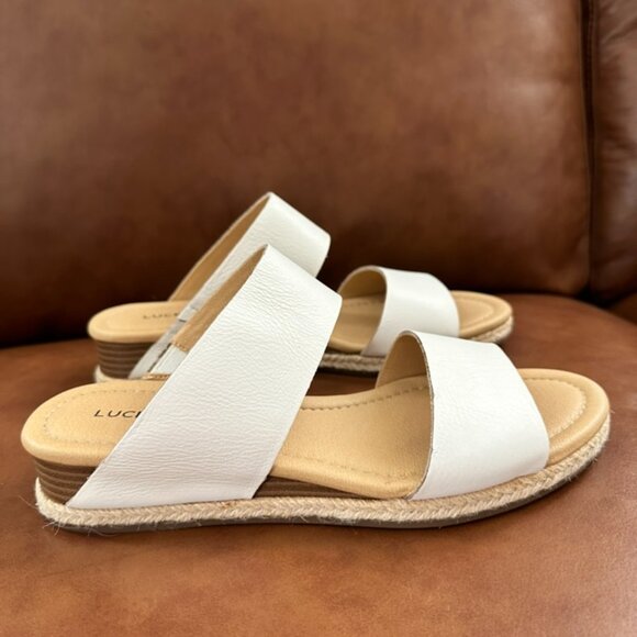 Lucky Brand Beige/Off White Sandals - Picture 2 of 4